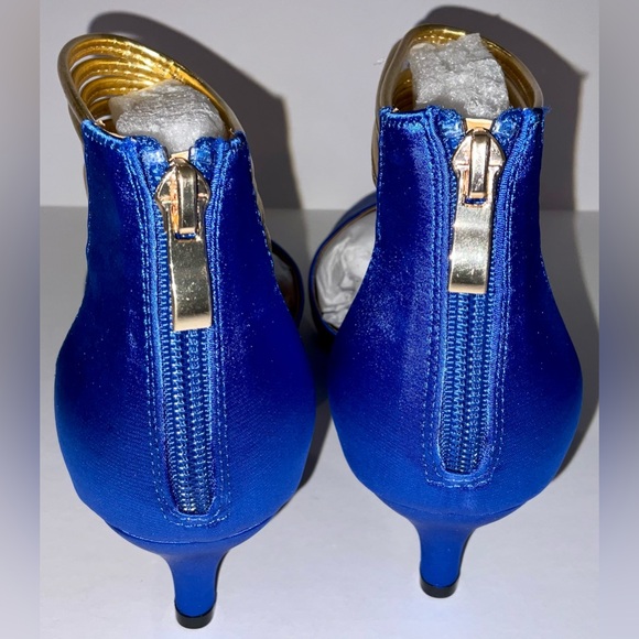 Golden Ankle Strap Kitten Heels in a beautiful bright blue - size 8.5 (8 1/2) - Picture 11 of 12